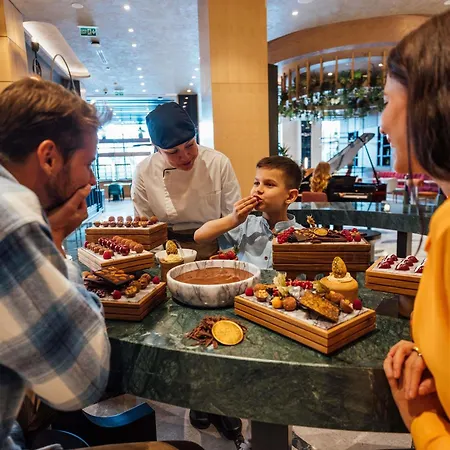 Hotel Moevenpick Marmara Sea