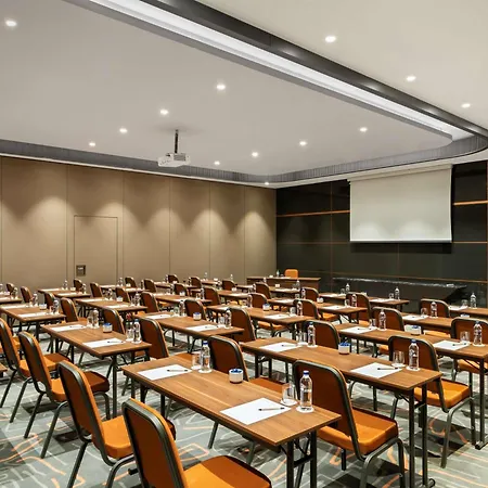 מלון Moevenpick Marmara Sea 5*